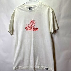 Broken Promises Men’s Graphic Shirt L